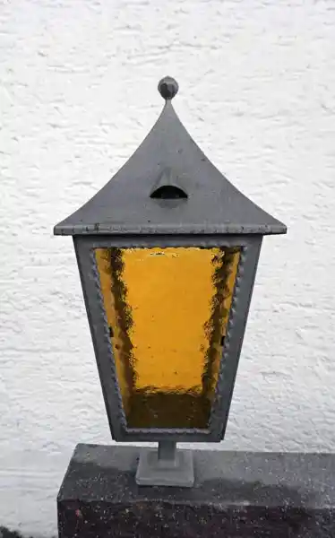 lampada in ferro battuto